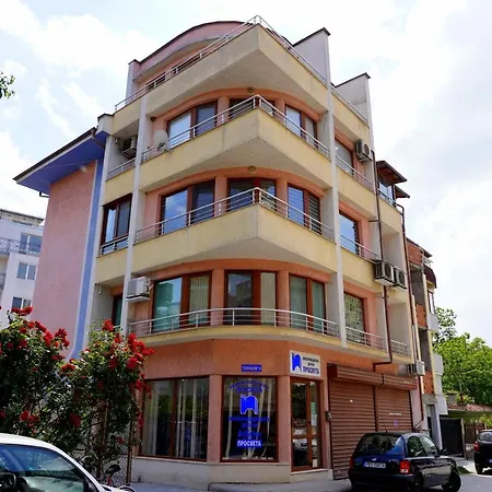 Shushi's 1 Bedroom * Plovdiv